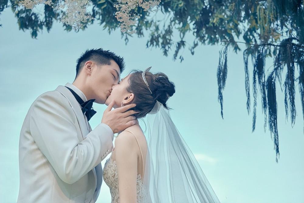 旗袍可以穿着上班吗?-问答平台,专注解答你的所有问题